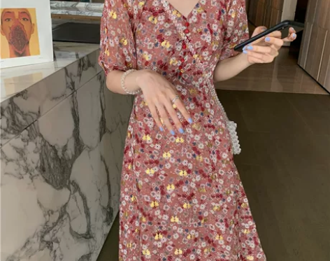 夏装甜美法式初恋裙子仙女气质雪纺碎花V领小...