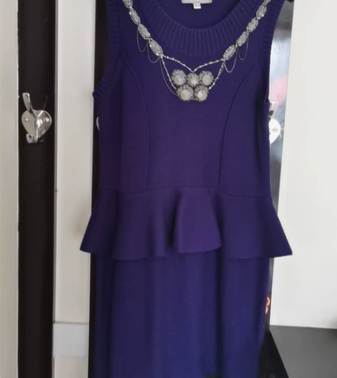 紫色无袖针织连衣裙，腰部荷叶边遮小腹肉肉，...