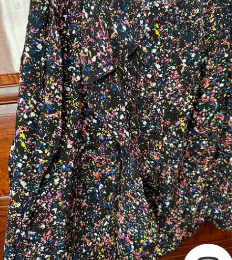 品牌花苞裙，真丝面料 感兴趣的话点“我想要...