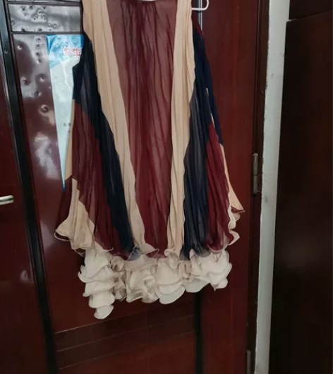 花苞裙 胸围90 衣长80 包邮(偏远地区...