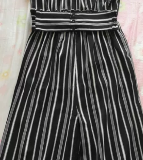 连体裤实体店买的没怎么穿 感兴趣的话点“我...