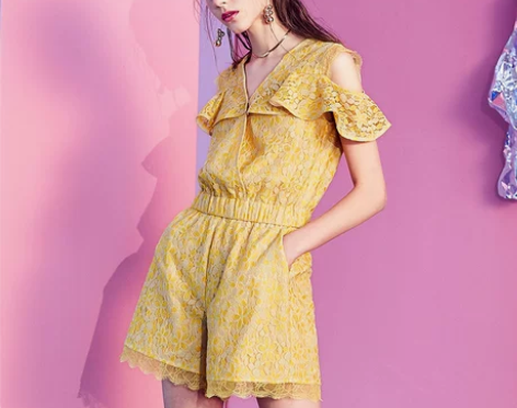 伊华欧秀夏装新款收腰露肩V领蕾丝连体裤休闲...