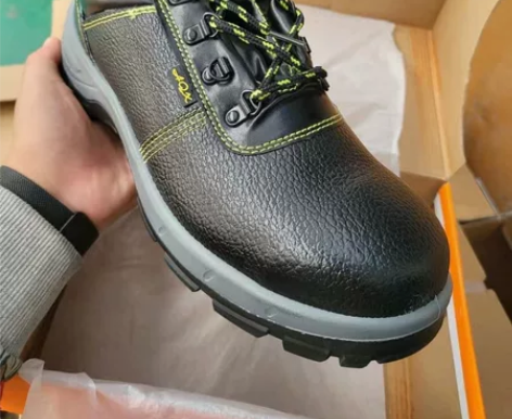 船舶企业单位，发剩下的劳保鞋，特别结实，都...