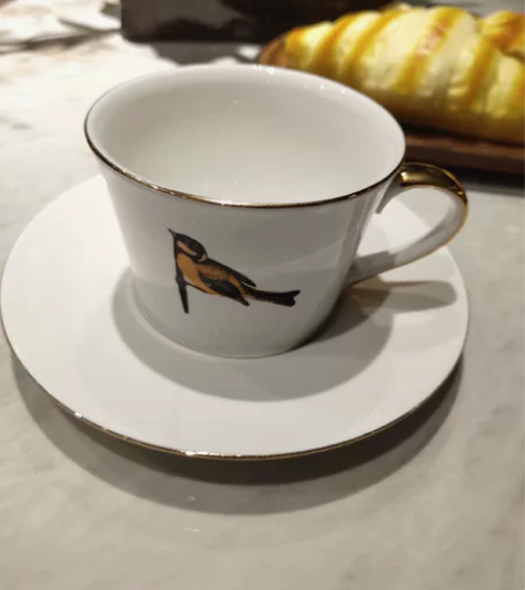 金丝雀咖啡杯，骨质瓷，鎏金工艺。 感兴趣的...