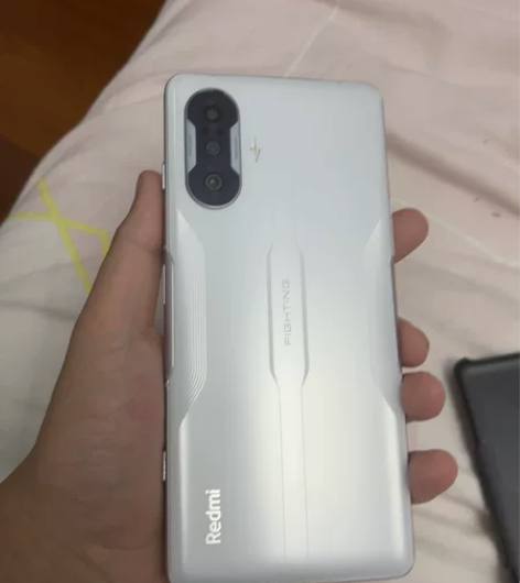 红米k40游戏增强版几乎全新 所有功能正常...