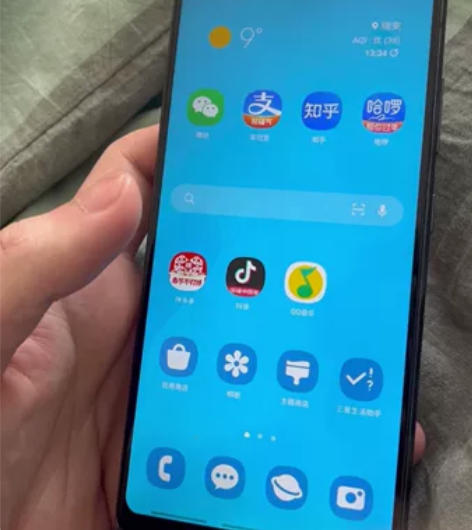 国行三星A51，双卡5G，8+128屏幕换...