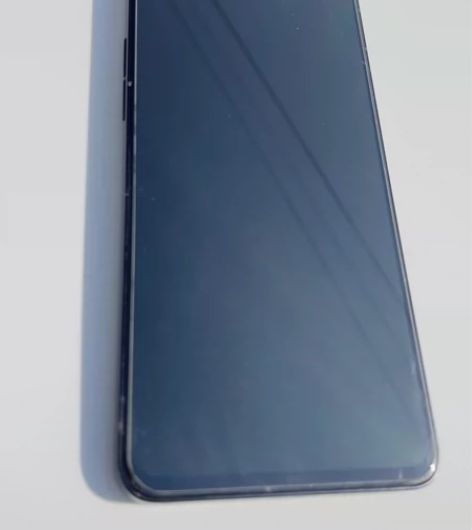 oppo reno7 5G黑色，8g运存，...