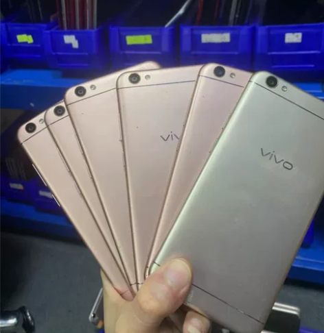 vivo y67  4+32g 工作机工作...