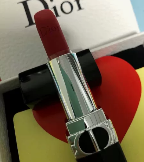 迪奥999哑光口红 口红买了好多都用不完