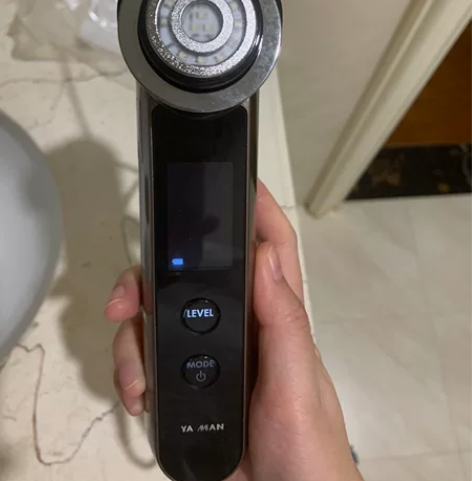 雅萌美容仪 HRF-10T 功能：微电流提...