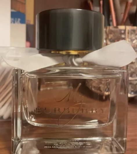 小退坑~出香!巴宝莉,我的巴宝莉。香调自己...