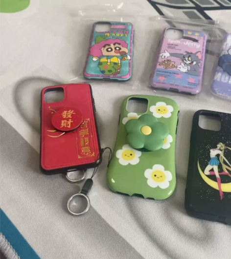 iphone11pro手机壳 打包卖 有袋...