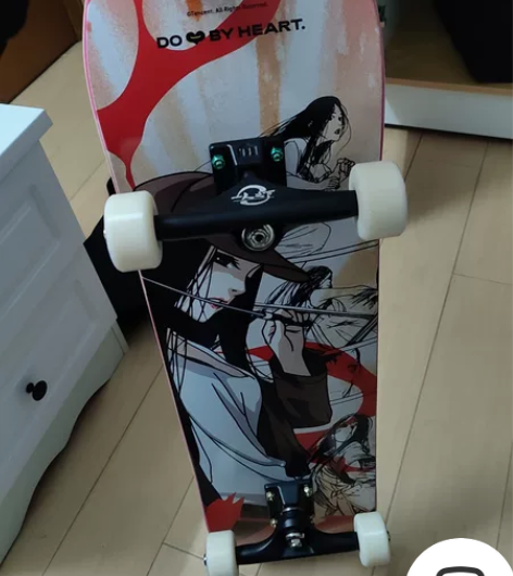 新入手的DBH一人之下联名滑板，一次未玩，...