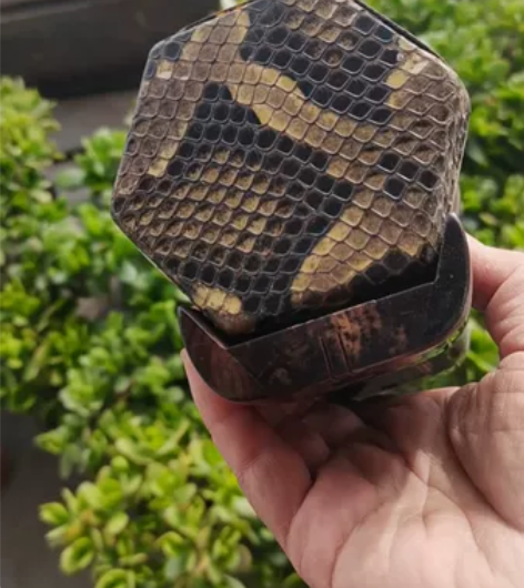 花色紫檀二胡桶 感兴趣的话点“我想要”和我...