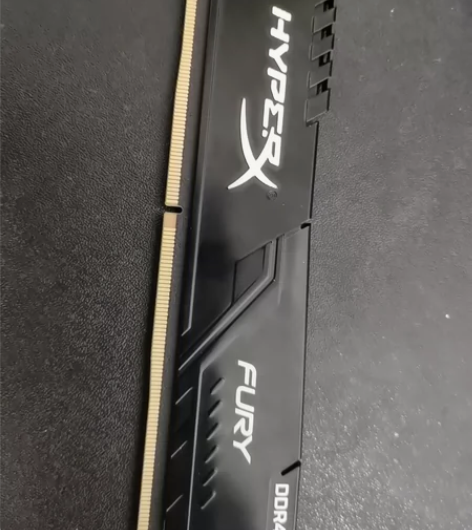 金士顿骇客神条2666MHZ  8G  自...