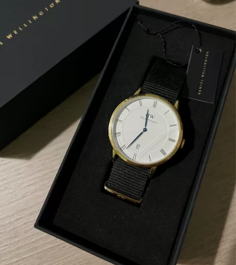 DanielWellington 丹尼尔惠...