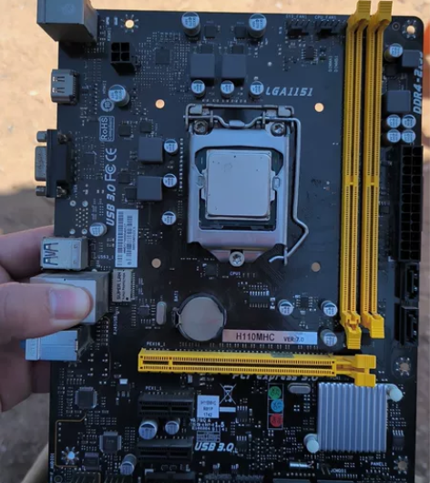 i3 6100+映泰h110主板 吃灰了很...