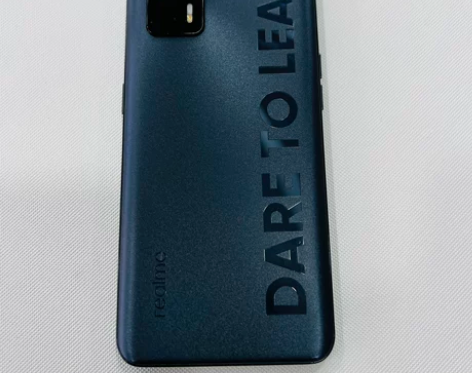 型号：Realme  Q3 Pro 内存：...