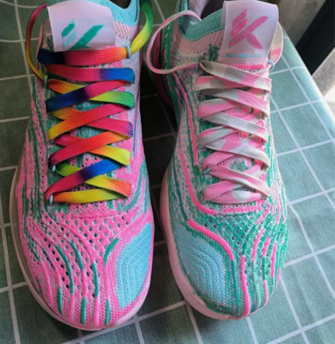 全新安踏KT7低帮版本，40码，自改鸳鸯配...