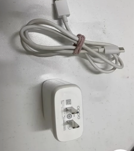 OPPO 65w原装充电头(没撕膜)原装充...