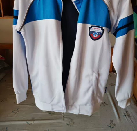 金普新区 大连开发区 秋季校服，全新的校服...