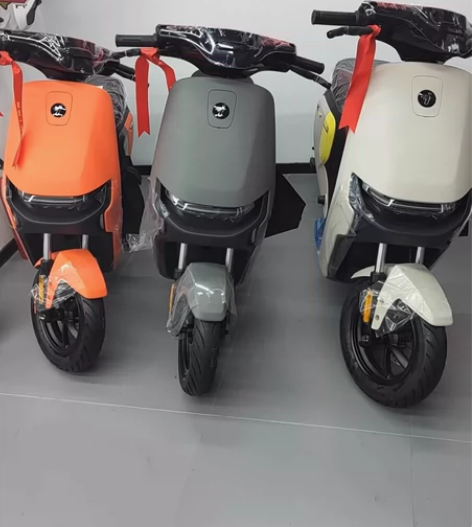 全新九号电动自行车F90,石墨烯铅酸,续航...