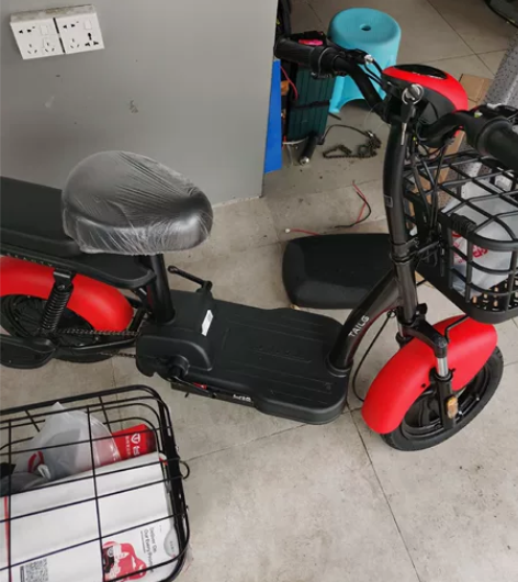 出一台台铃电动车，已上牌，1500买的，骑...