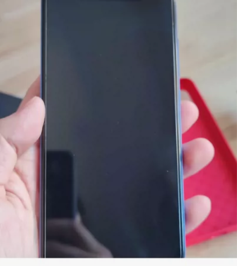 小米8手机 8+128 蓝色 9成新 之前...