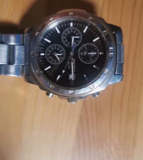 SEIKO 精工 石英手表,三眼,黑盘,钢...