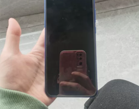 红米9a，4+64，，2020年10月到手...