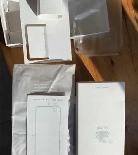 红米k50  12+256黑色 带保护套使...