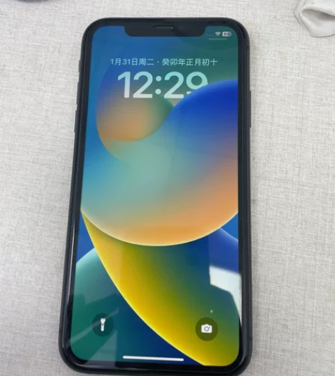 苹果11黑色128g 电池87% 国行官换...