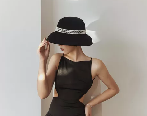 设计师款珍珠羊毛呢钟型帽子女复古赫本圆顶大...