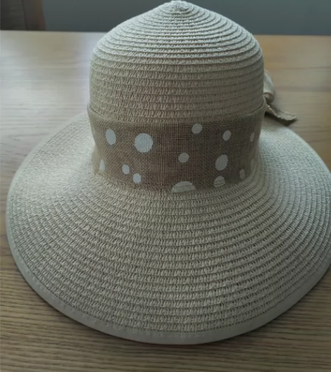 杏色草帽,黑色绿色条纹帽子,两个20,非偏...