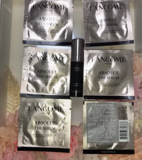 兰蔻新菁纯臻颜精华凝乳6片 还有一只5毫升...
