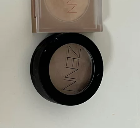 zenn高光跟修容 两个一起 （修容外壳有...