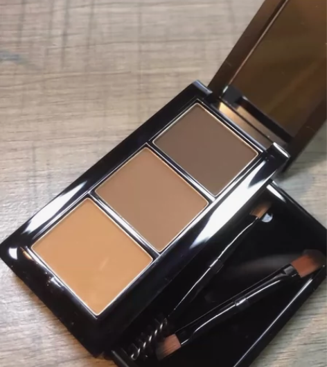 三色眉粉 新 未用 感兴趣的话点“我想要”...