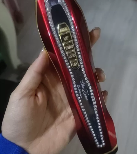 射频美容仪，效果明显，还有一瓶搭配的精华液...