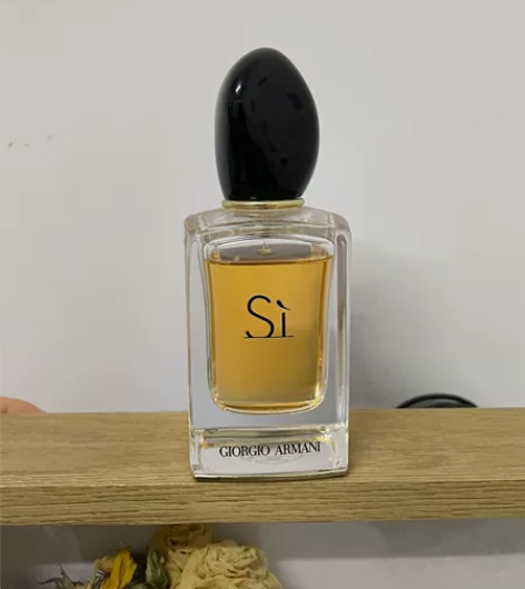 阿玛尼香水 黄色挚爱 购于免税店 自用保真...