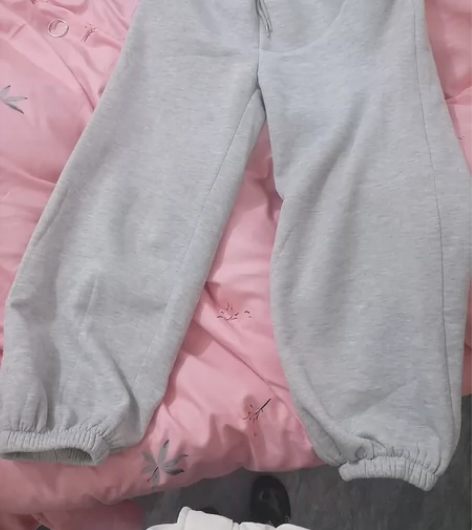 加绒裤子 我穿显胖，不过确实很暖，因为不合...