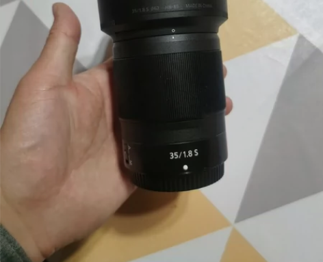 尼康35 1.8s Z口全画幅镜头,成色如...
