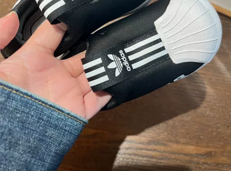 替朋友出一双全新阿迪三叶草贝壳头5k 购于...