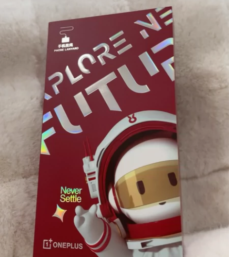 一加手机挂绳 感兴趣的话点“我想要”和我私...