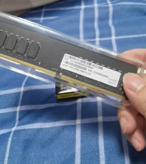 宇瞻黑豹 内存条16G DDR4 2666...