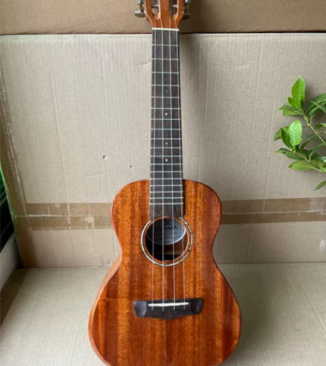 23寸桃花单板尤克里里，亮光面漆，古典琴头...