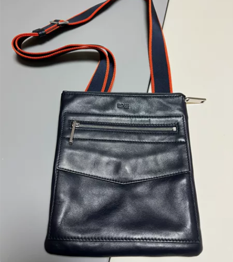 Hogo BOSS 男士小挎包 胸包 斜挎...