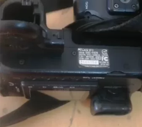 照相机 sony dsc-f828 感兴趣...