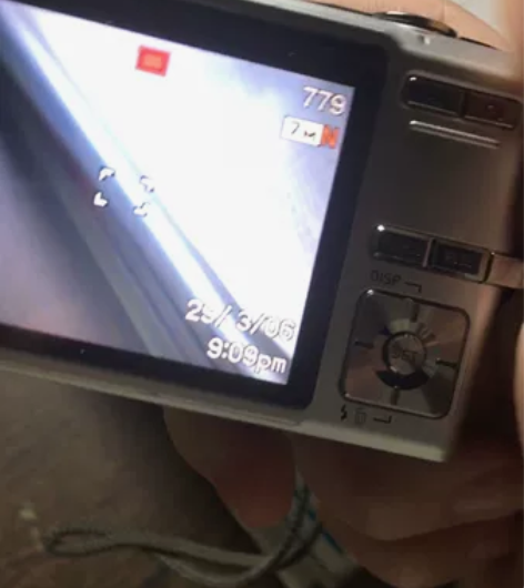 卡西欧 （不知道是哪款了） [红圆]送充电...