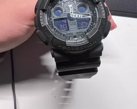 卡西欧手表GA-100 18年买的 没有包...