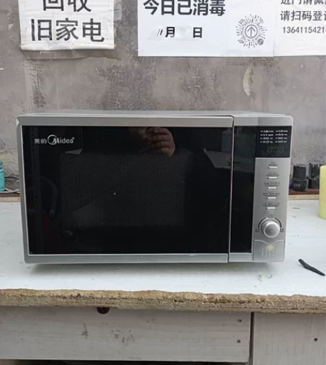 美的微波炉,工作正常,无故障,有想要的自已...